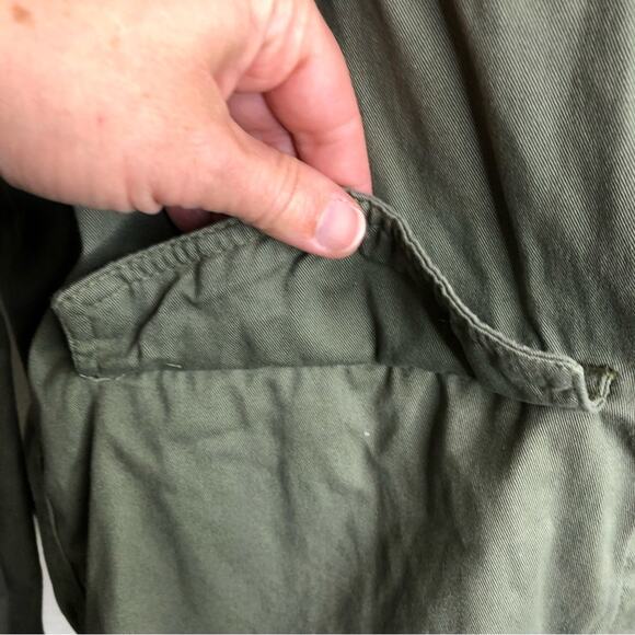 Jean Pascale army green distressed studded snap front shacket size 40 or US 10 - Picture 7 of 16